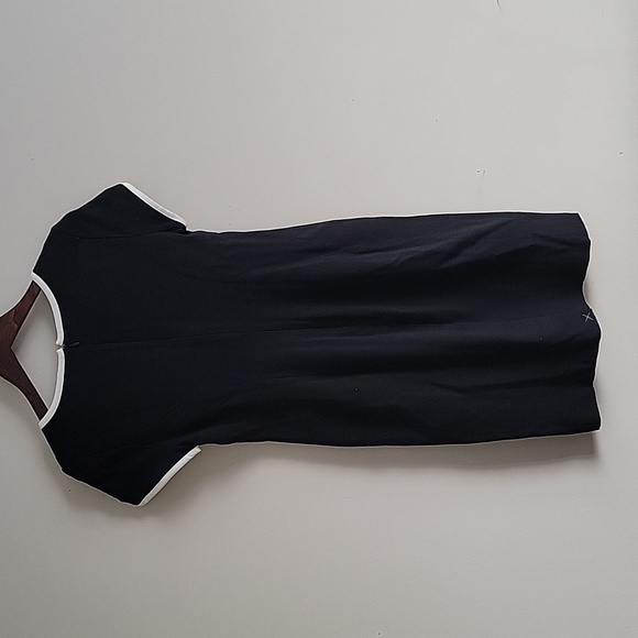 Talbots Black Form-fitting Dress Sz 4P NWT - Picture 7 of 8